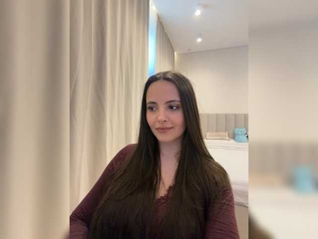 cherry-girl- cam belle