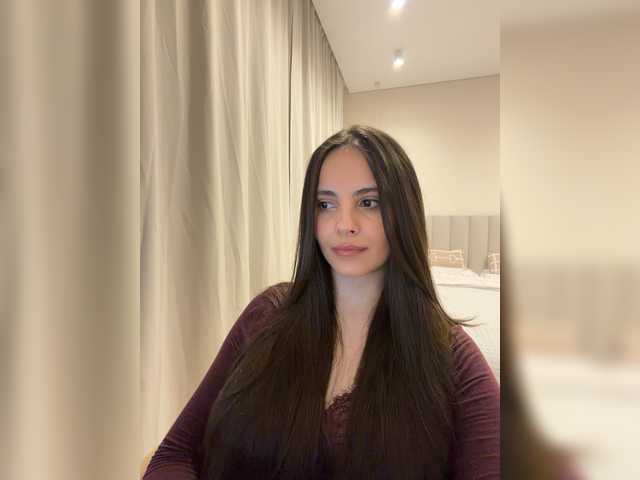 Cherry_s live cam preview