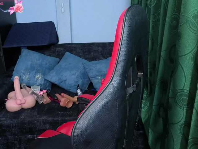 Charlottee91 live cam on BongaCams