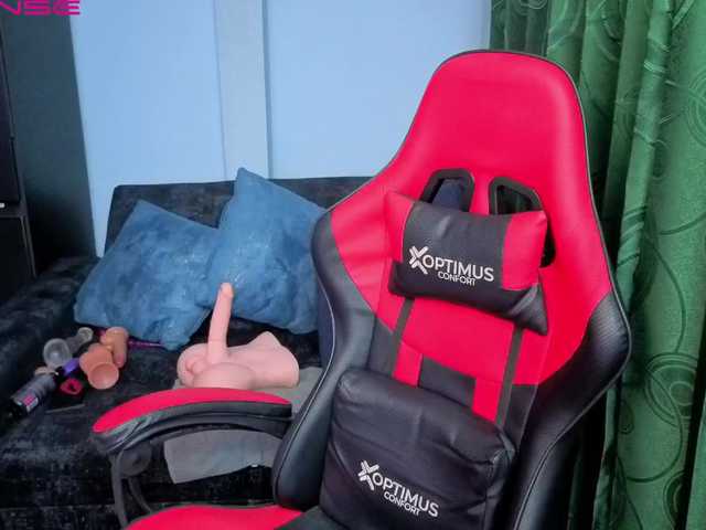 Charlottee91's BongaCams show and profile