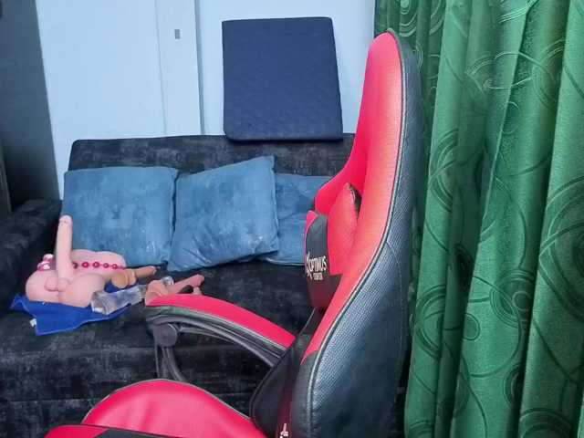 Charlottee91 live cam on BongaCams