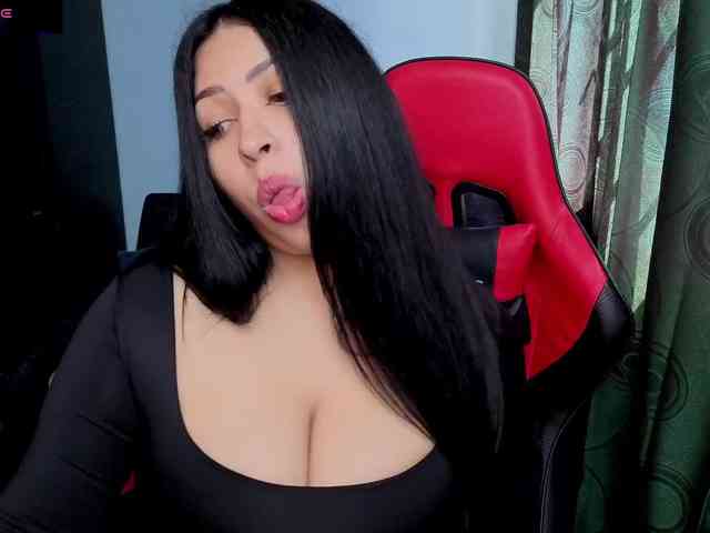 Charlottee91 webcam