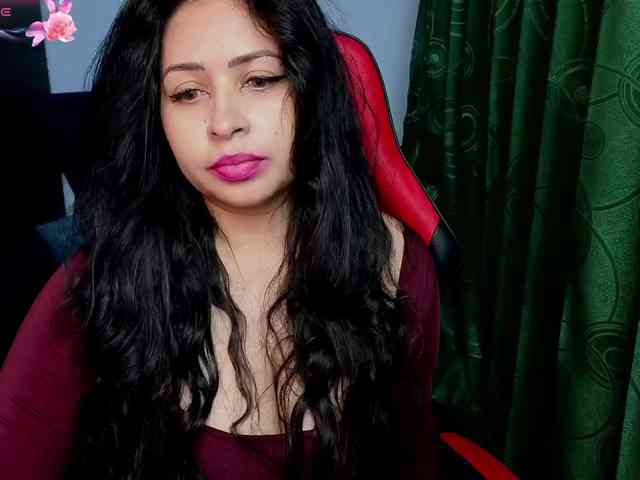 Charlottee91 webcam