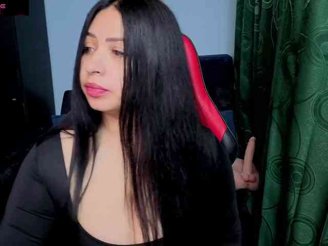 Charlottee91 webcam