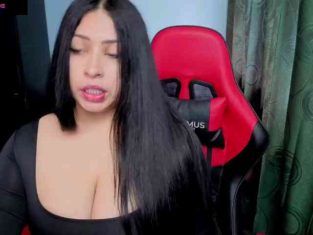 Charlottee91 webcam