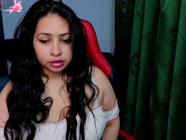 Charlottee91 webcam
