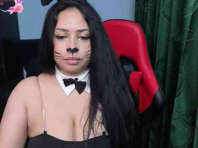 Charlottee91 webcam