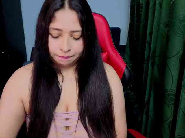 Charlottee91 webcam