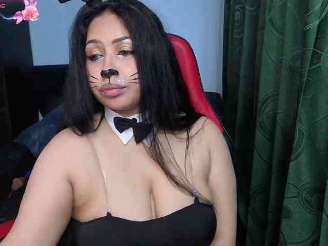 Charlottee91 webcam