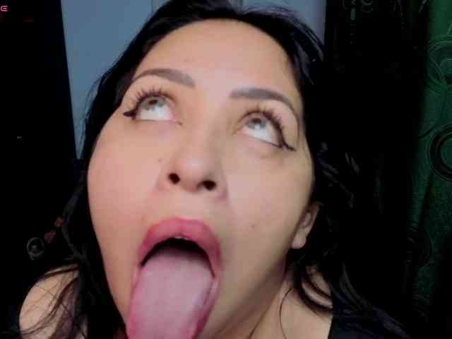 Charlottee91 webcam