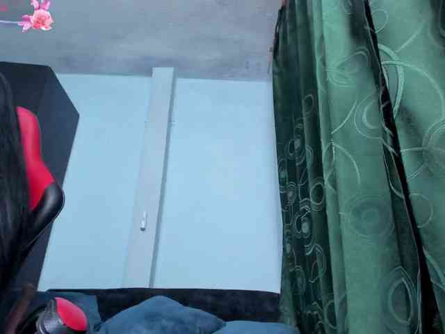 Charlottee91 webcam