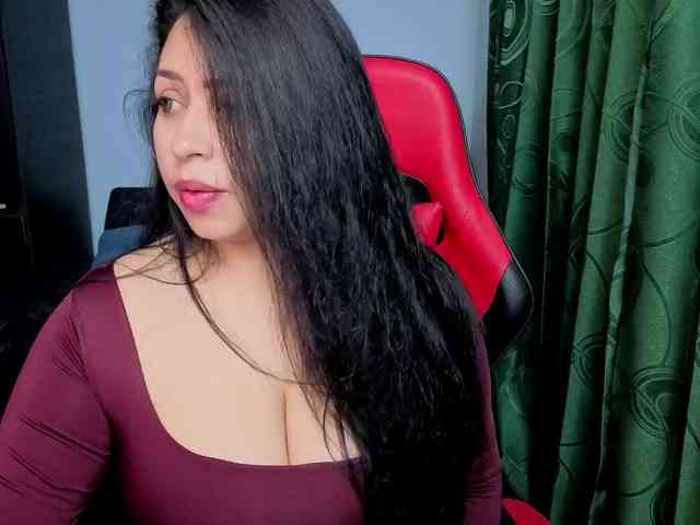 Charlottee91 webcam