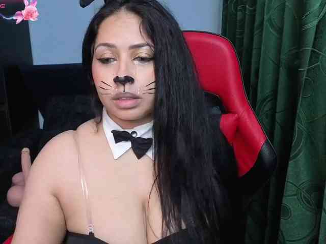 Charlottee91 webcam