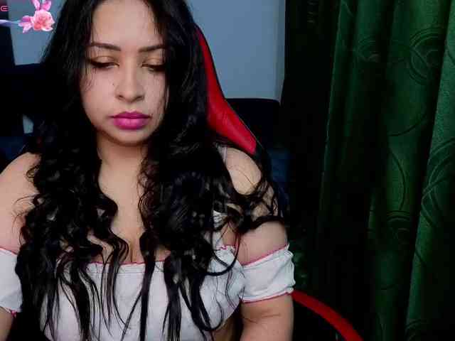 Charlottee91 webcam