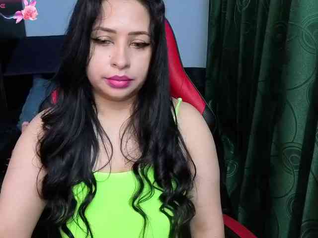 Charlottee91 webcam