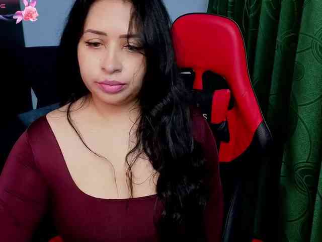 Charlottee91 webcam