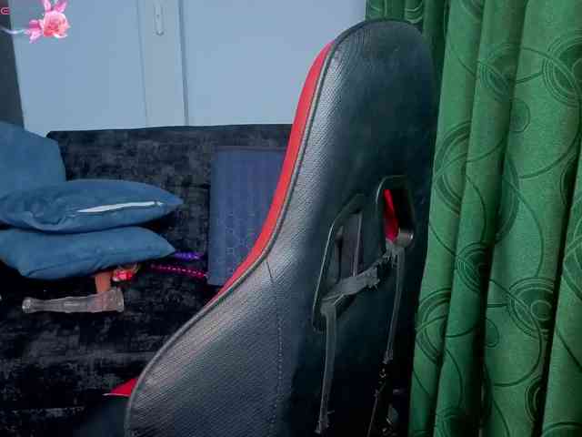 Charlottee91 webcam