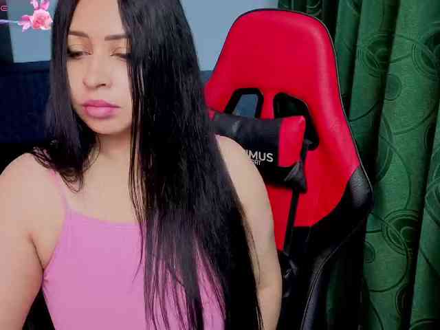 Charlottee91 webcam