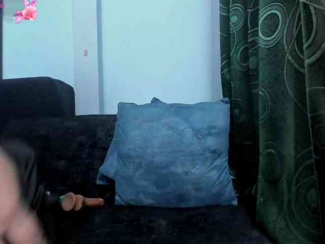 Charlottee91 webcam