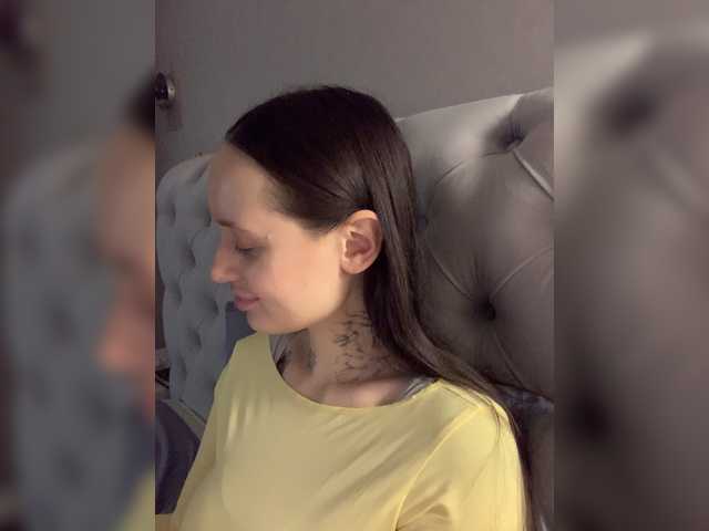 originalhooli cam belle