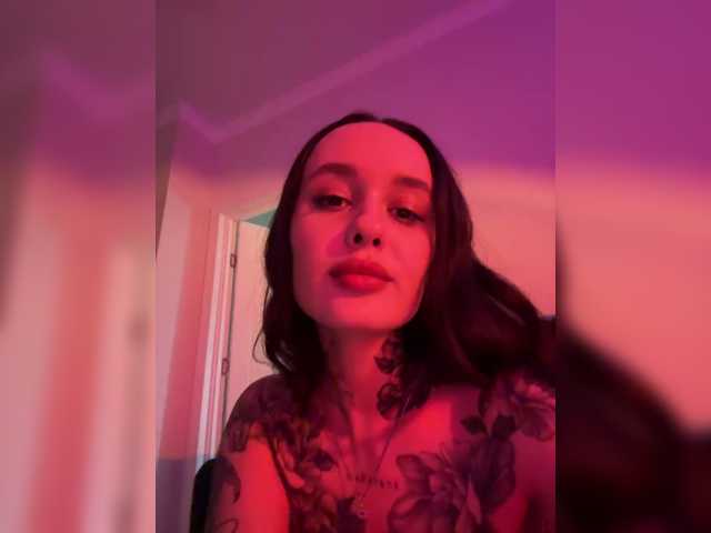 OriginalHOOLi live cam on BongaCams