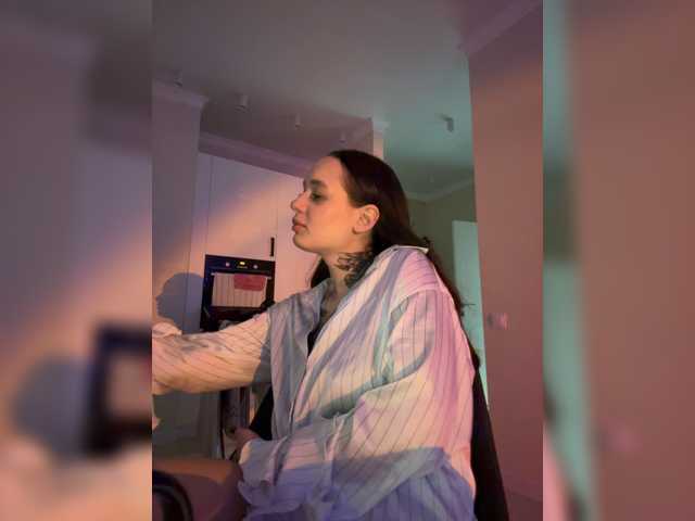 OriginalHOOLi live cam on BongaCams