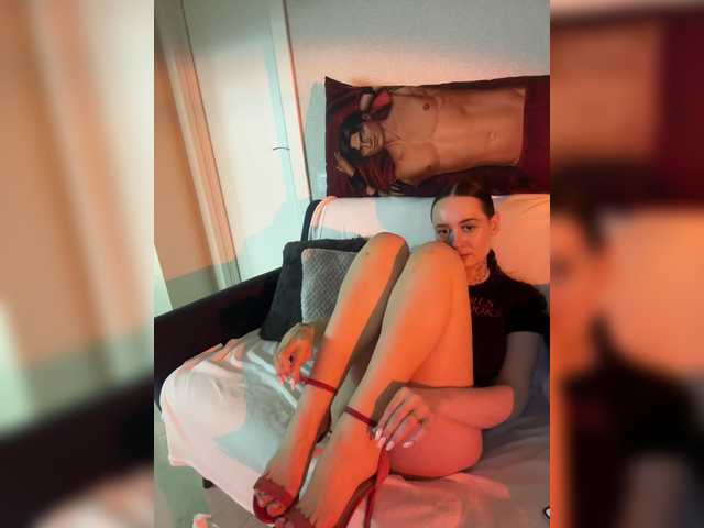 OriginalHOOLi live cam on BongaCams