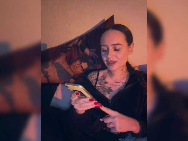 OriginalHOOLi's BongaCams show and profile