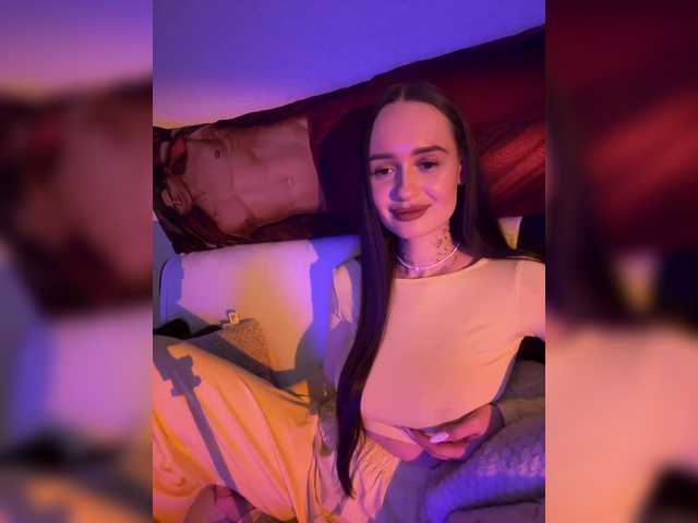 OriginalHOOLi live cam on BongaCams