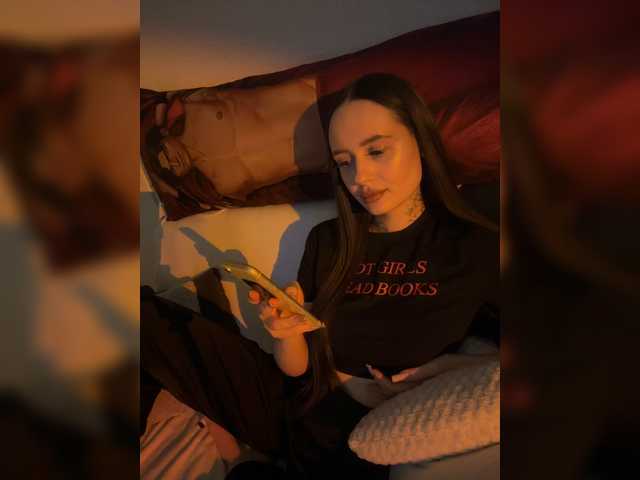 originalhooli cam belle