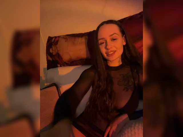 OriginalHOOLi live cam on BongaCams
