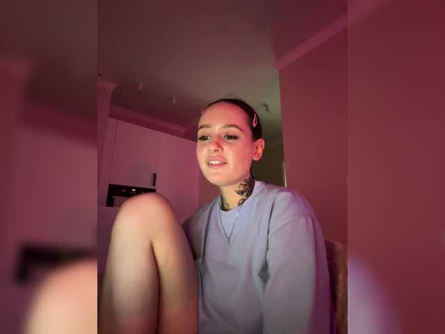OriginalHOOLi live cam on BongaCams