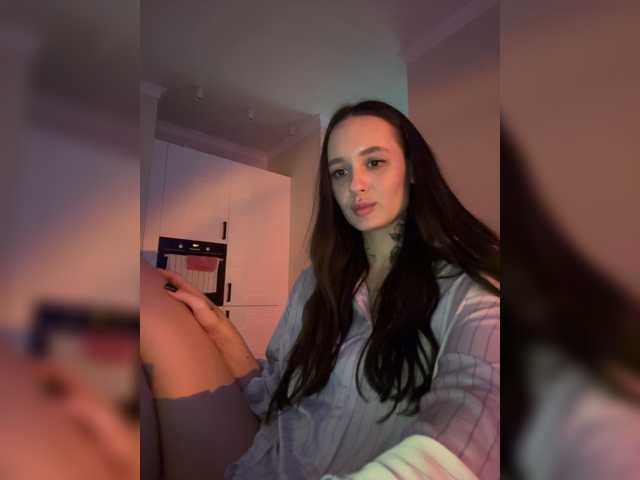 OriginalHOOLi live cam on BongaCams