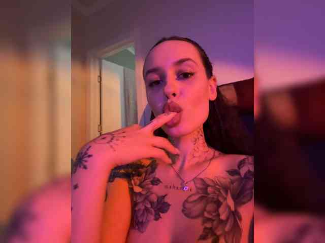 italianka's live room