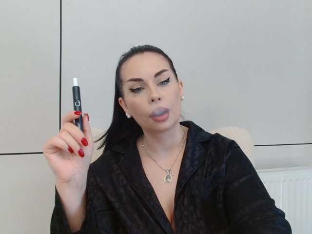 ElisCat, en vivo ahora en BongaCams
