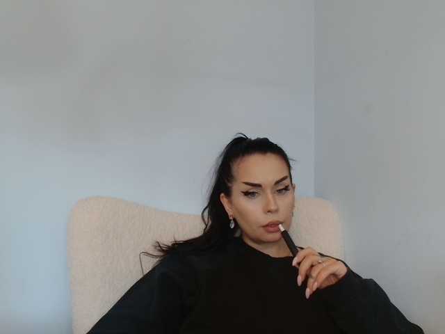 Prosto_Koroleva live cam preview