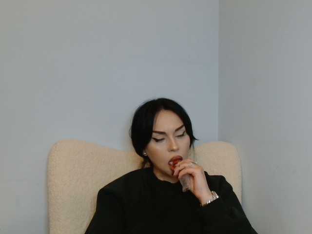 ElisCat live cam on BongaCams