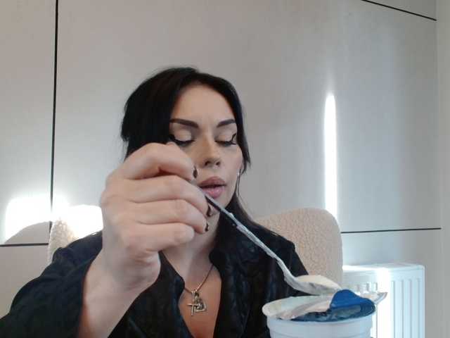 ElisCat live cam on BongaCams