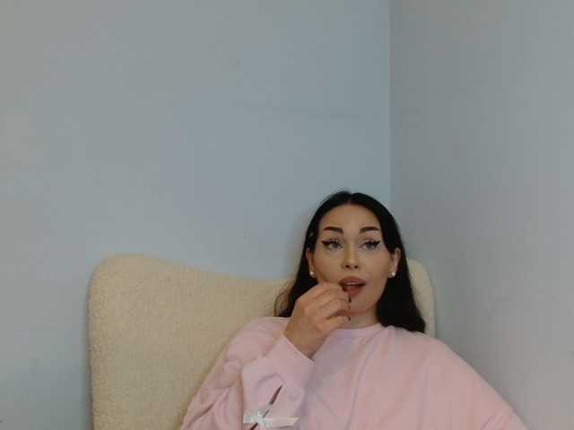 ElisCat live cam on BongaCams