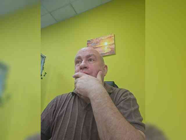 Andrei-197611 Sex Cam Show