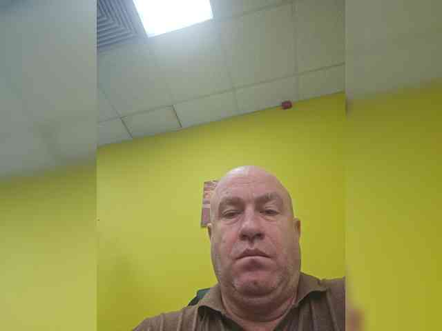 Andrei-197611 Sex Cam Show