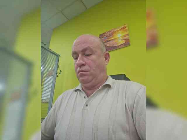 Andrei-197611 Sex Cam Show