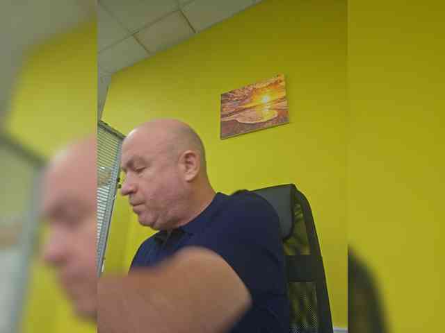 Andrei-197611 Sex Cam Show