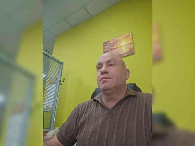 Andrei-197611 Sex Cam Show