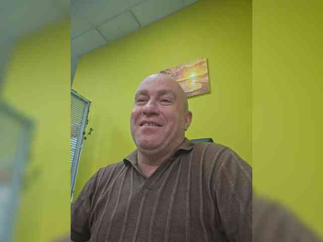 Andrei-197611 Sex Cam Show