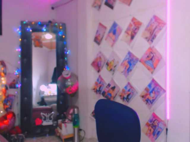 vanesaalatina live cam on BongaCams