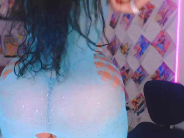 vanesaalatina live cam on BongaCams