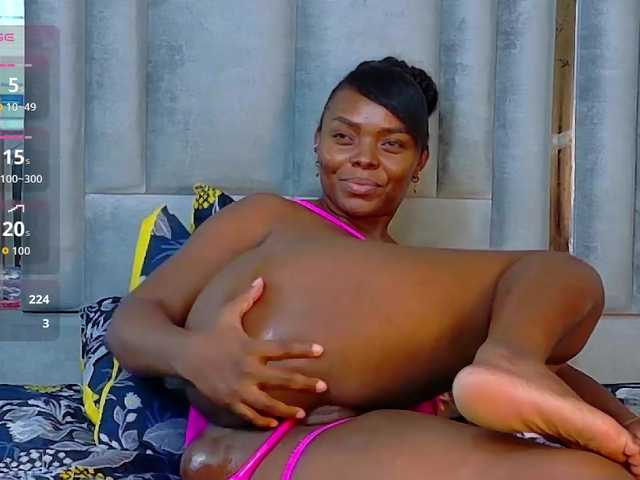 mommywebcam live webcam show