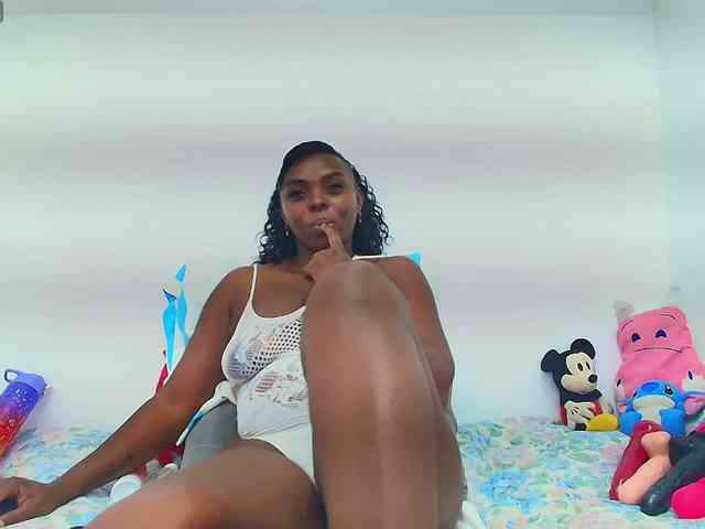 Модель: mommywebcam