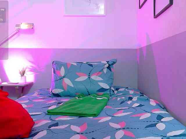 mommywebcam webcam